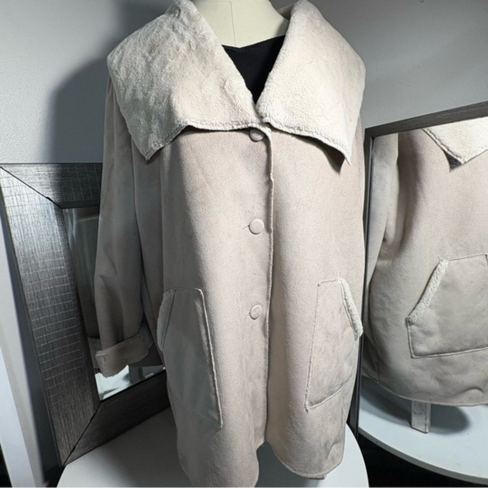 Signature collection 3X woman's fauxans faux fur and suede winter coat